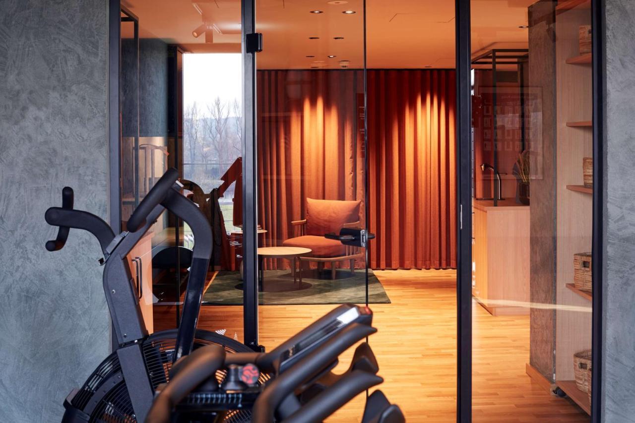 Scandic Frankfurt Hafenpark Франкфурт-на-Майне Экстерьер фото