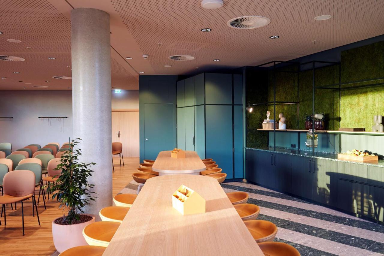 Scandic Frankfurt Hafenpark Франкфурт-на-Майне Экстерьер фото