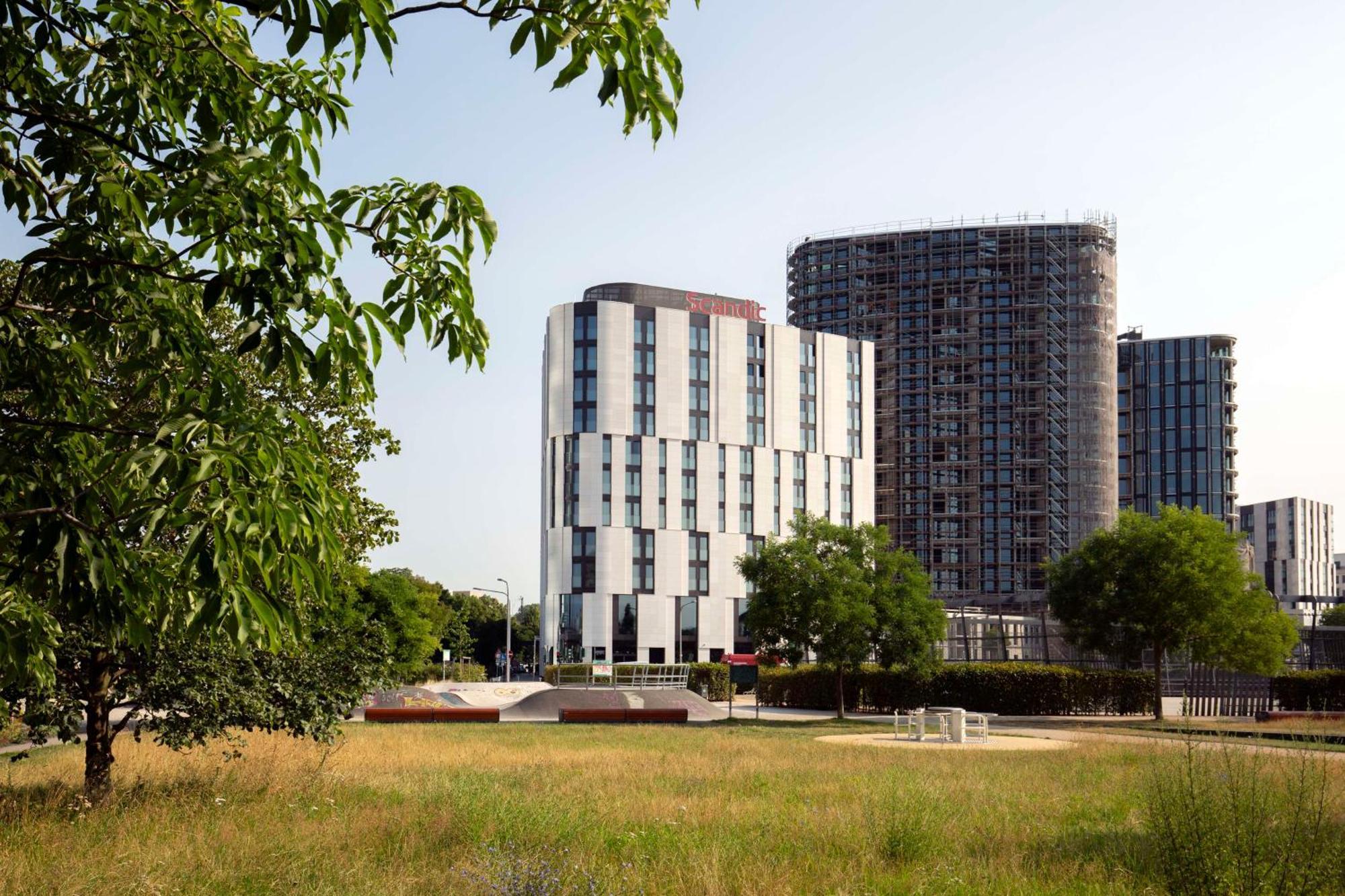 Scandic Frankfurt Hafenpark Франкфурт-на-Майне Экстерьер фото